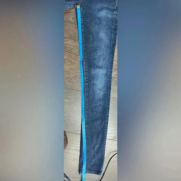 Citizens of Humanity Mid-Rise Skinny Jeans - Picture 5 of 7